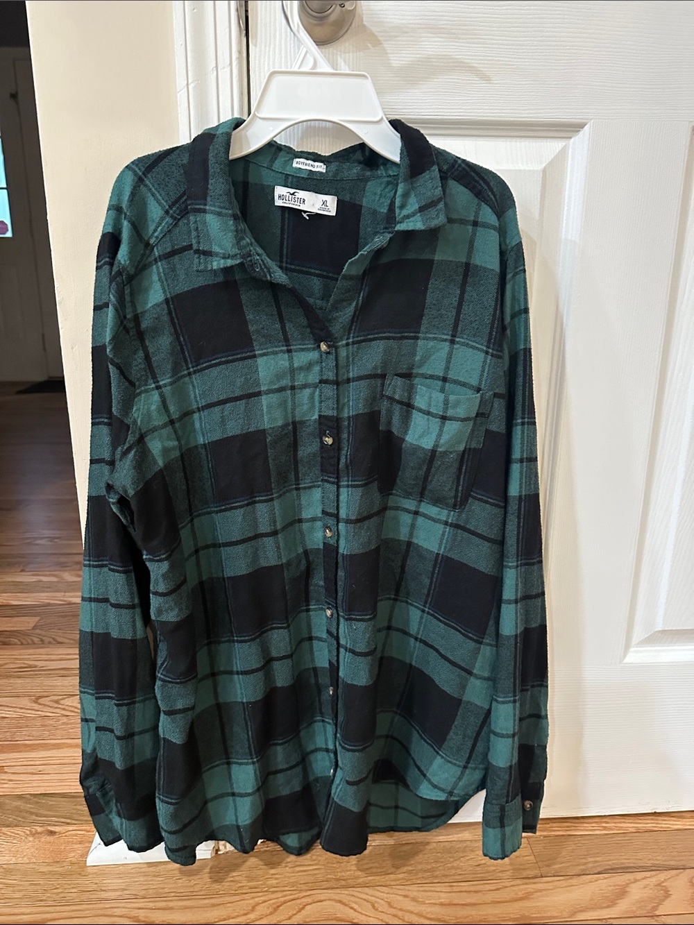 Women’s Hollister Button-Up Boyfriend Fit Flannel Plaid Shirt - Green/Black- XL